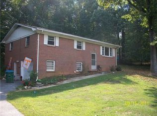11 Parkwood Dr, Arden, NC 28704