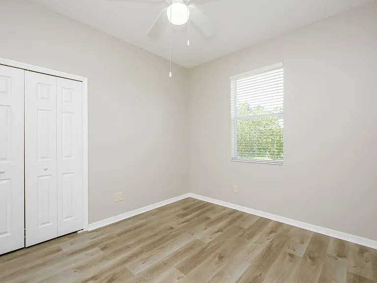 9011 40th Ct E — Photo 13
