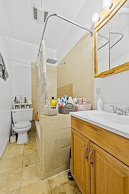 5th image of 201 E 82nd St APT 4S