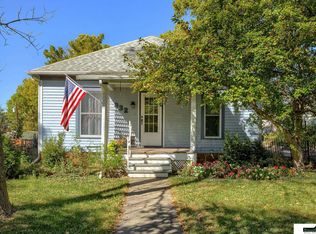 832 5th St, Pawnee City, NE 68420