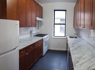 43-29 41st St #L4, Sunnyside, NY 11104