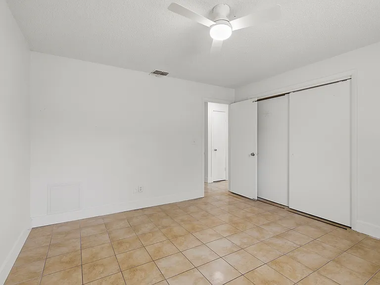 10313 Chalmer St #10315 — Photo 13