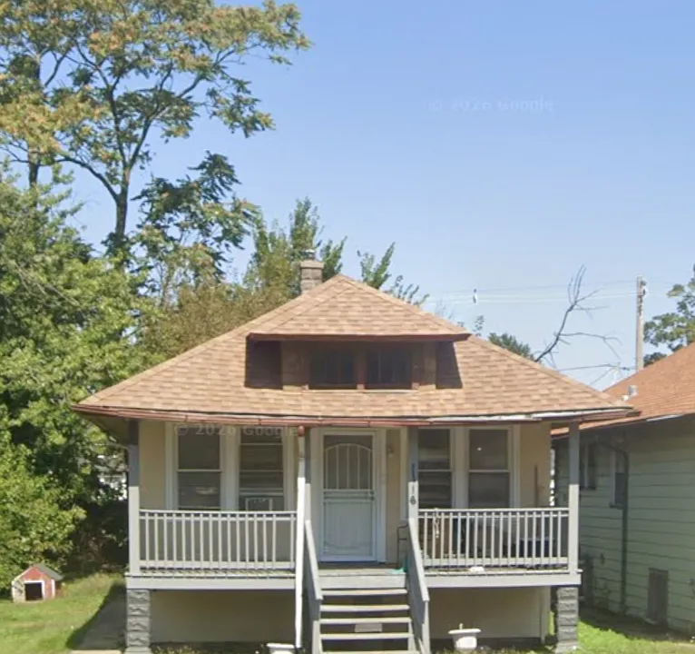 1116 W 105th St