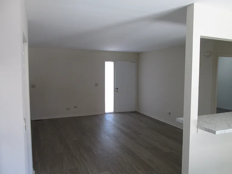 828 Pine Grove Ave — Photo 13