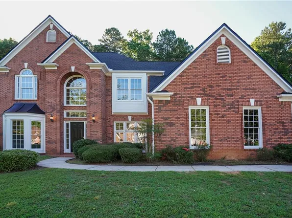 7133 Glen Cove Ln, Stone Mountain, GA 30087