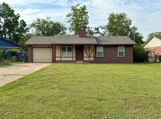 1186 E 144th Pl, Glenpool, OK 74033