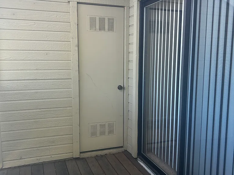 Summer Place Apartments — Photo 26