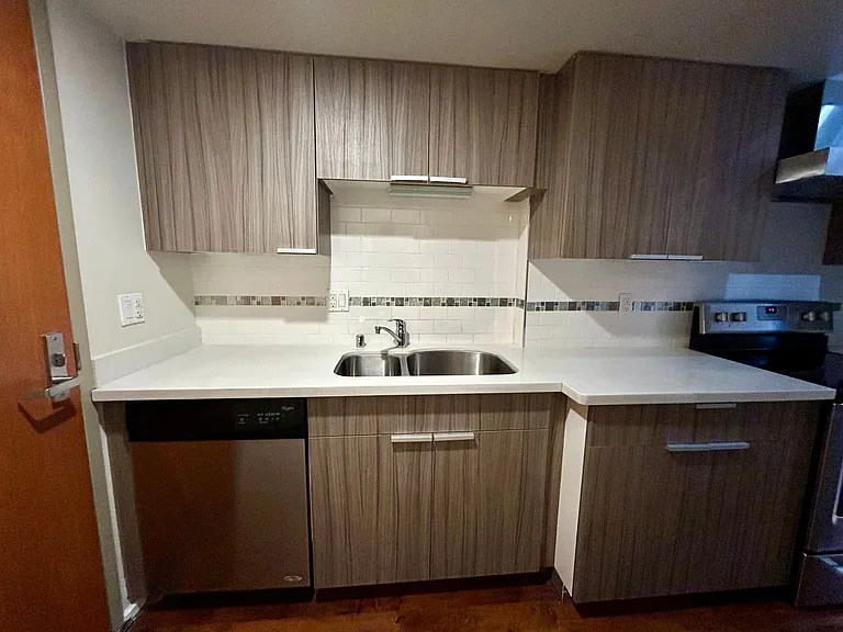 529 Stevenson Street / 550 Jessie Street — Photo 11