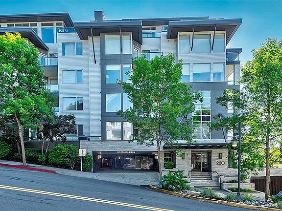 Close proximity to new Urban center, downtown shopping/restaurants, and of course the waterfront! Once inside, you will fall in-love with open floor plan