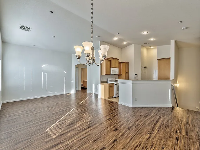 10096 Sunset Palisades Way #101 — Photo 4