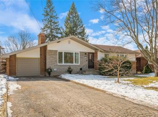 27 Northwood Dr, Saint Catharines, ON L2M4K1
