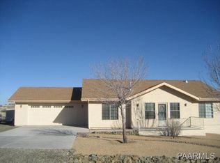 13819 S Red Bird Ln, Mayer, AZ 86333