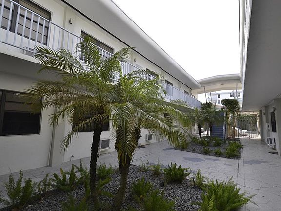4th image of 7745 Harding Ave APT 12A