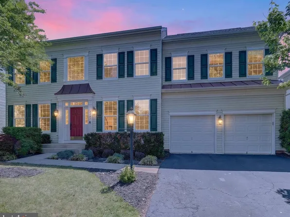 9909 Broadsword Dr, Bristow, VA 20136