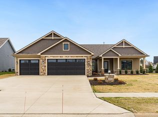 2010 Approach Dr, Auburn, IN 46706