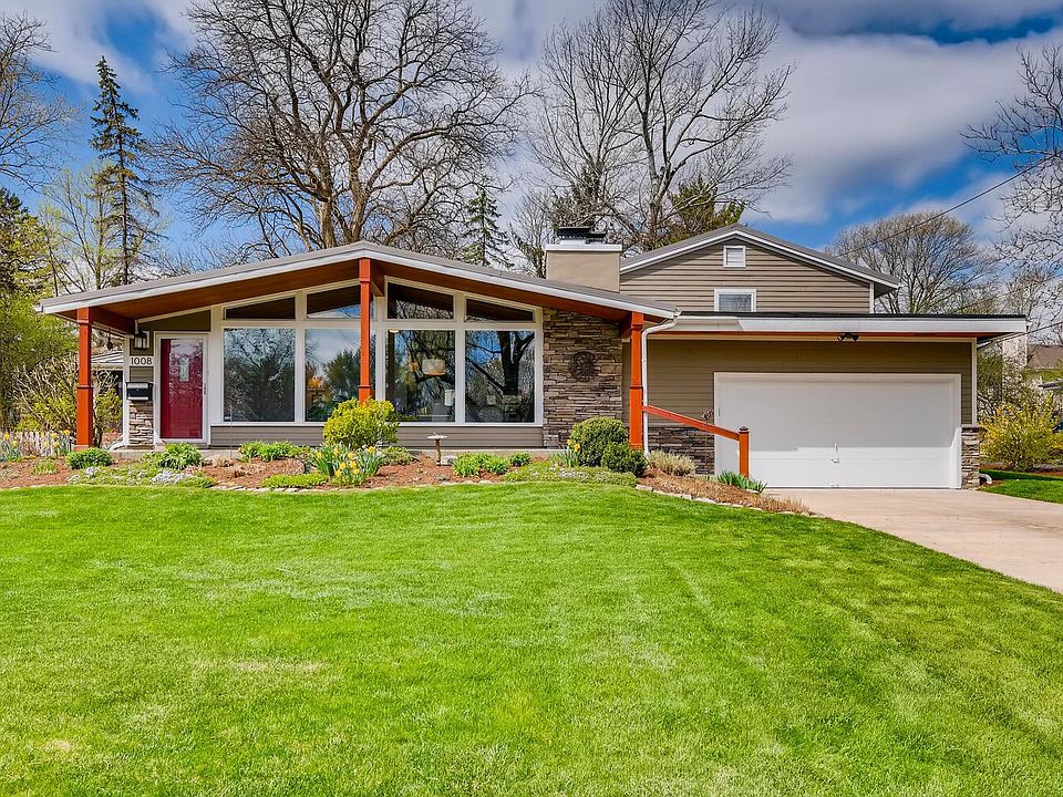 1st image of 1008 Greenwood Dr