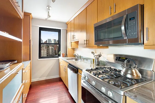 Sold by Mont Sky Real Estate | media 16