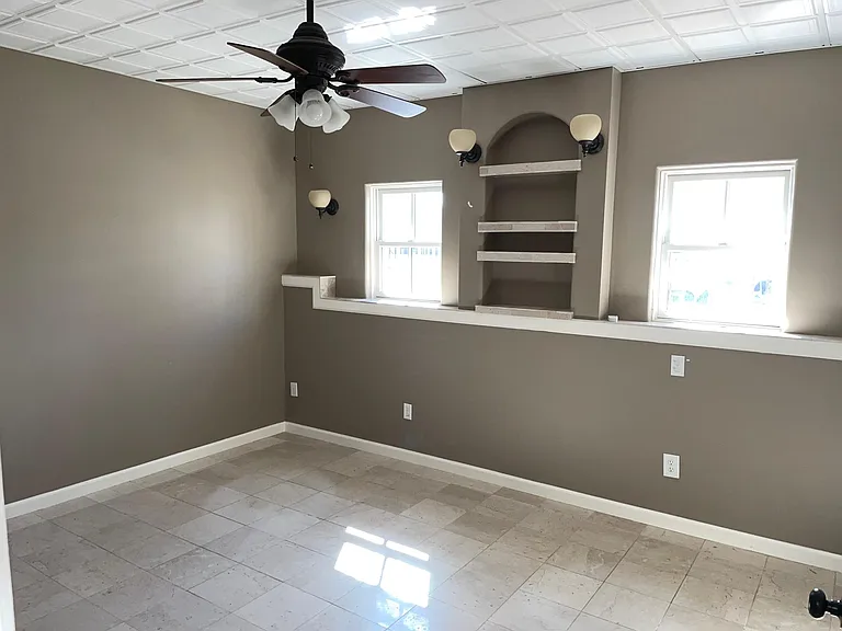 3939 Savannah Square St — Photo 22