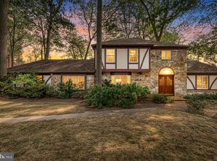 812 Flintlock Ridge Rd, Mechanicsburg, PA 17055