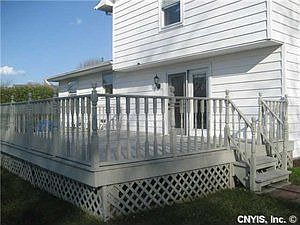 5th image of 111 Stillwater Dr