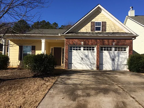 114 Renford Rd Photo 1