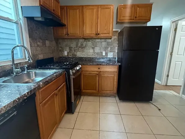 43 Durand Pl #2, Irvington, NJ 07111