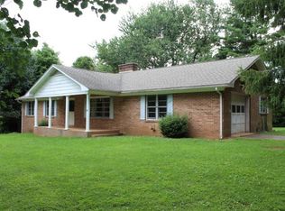 45 Mountain View Rd, Meadows Of Dan, VA 24120