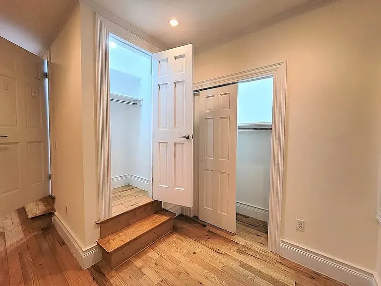 51 E 34th St #2T — Photo 6