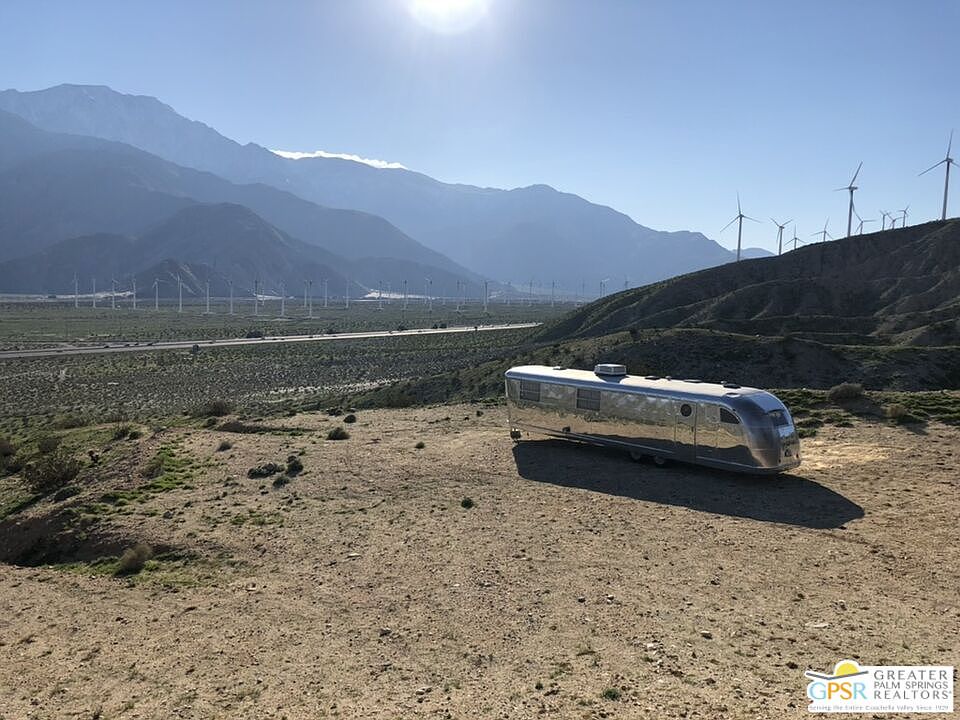 2nd image of 60555 Kimlin Rd