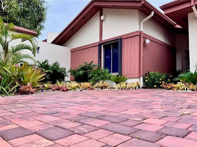 10583 SW 77th Ter — Photo 13