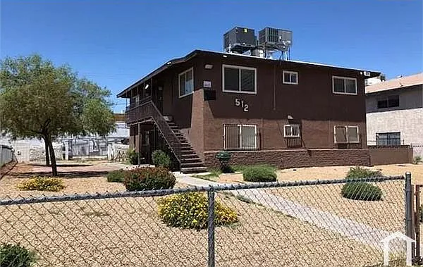 512 North Cir #1