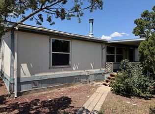 13 E Willard Rd, Edgewood, NM 87015