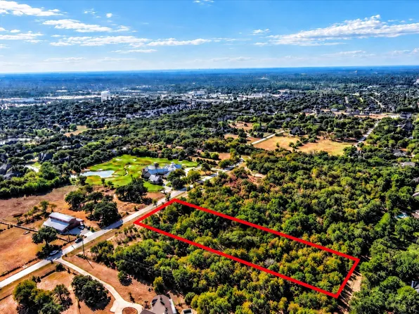 8949 Indian Knoll Trl, Keller, TX 76248
