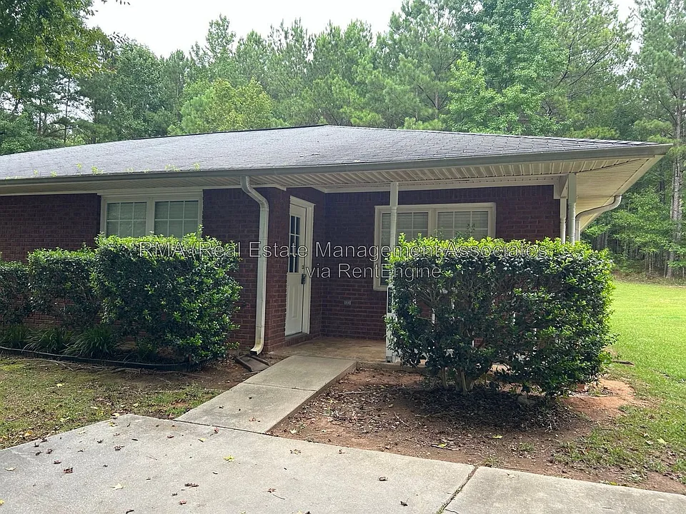 103 Bluebird Ln