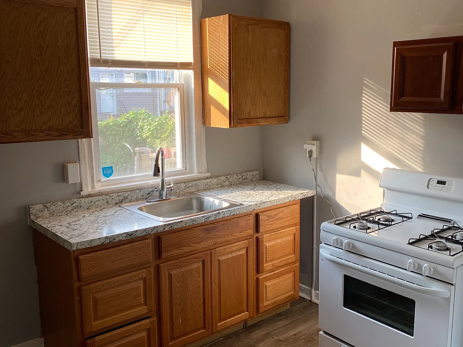 1350 Carroll St — Photo 3