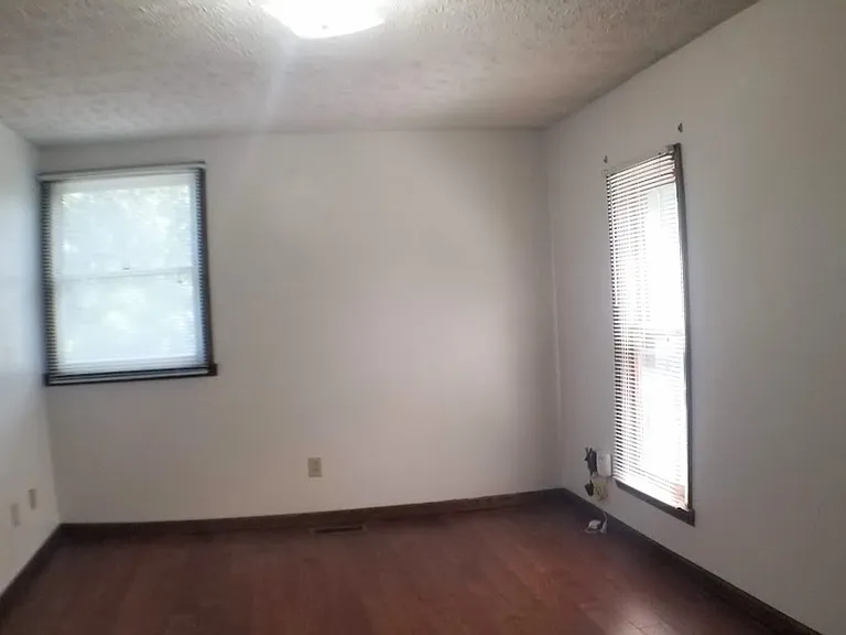 1010 Buffalo St #3 — Photo 19