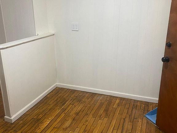 2nd image of 1718 Sexton Pl #2