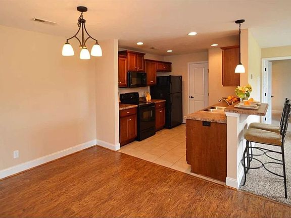 3rd image of 102 Capstone Dr Unit 205