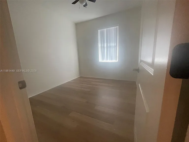 5060 Eucalyptus Dr #2 — Photo 39