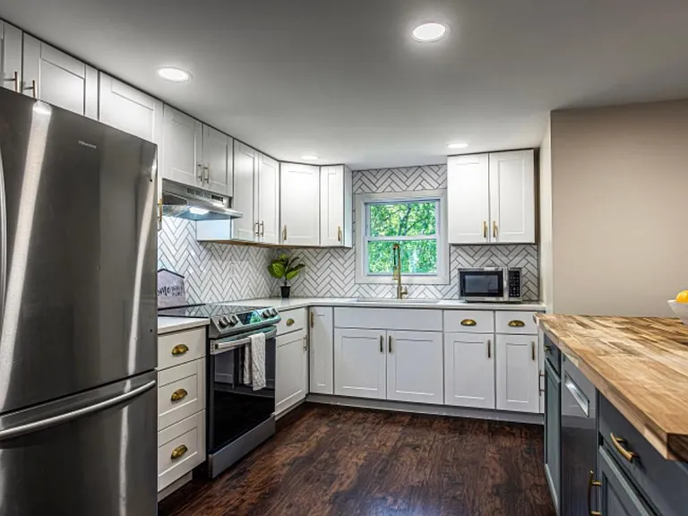 22 Mulberry St — Photo 12