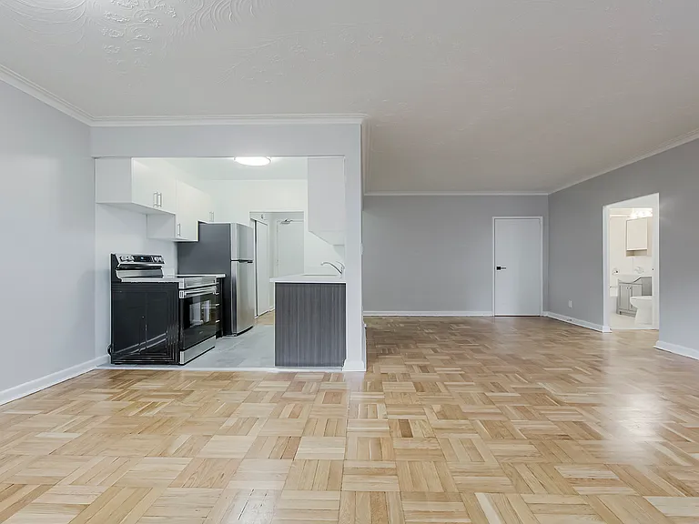 130 Jameson Ave — Photo 55