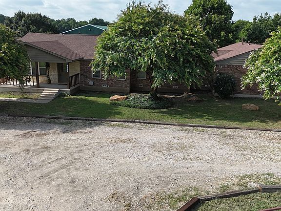 3rd image of 1003 Ovilla Rd