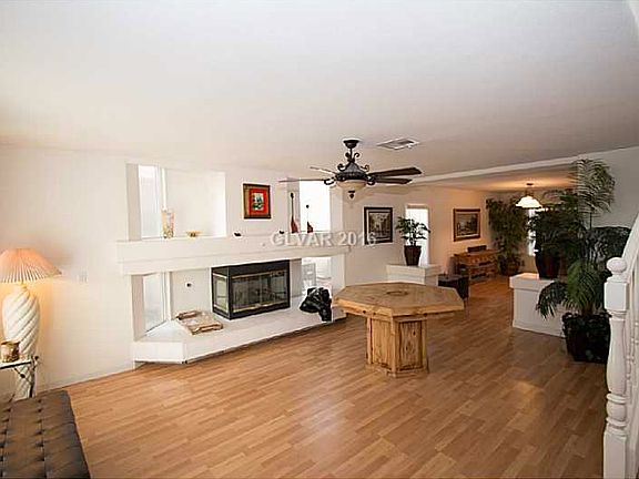 4th image of 1720 Sweet Pea Ave