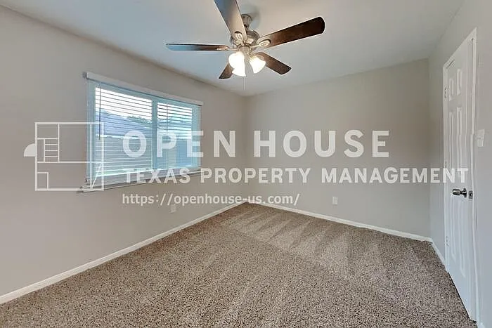 2815 Fox Mountain Dr — Photo 14