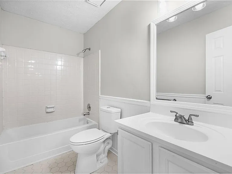 1194 Meadow Oaks Dr NW — Photo 27