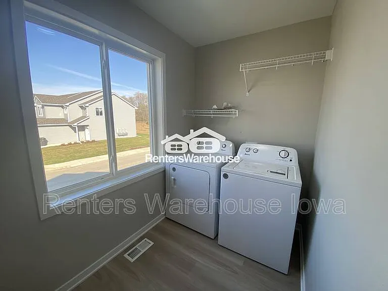 7000 Lake Ridge Ave #13 — Photo 14