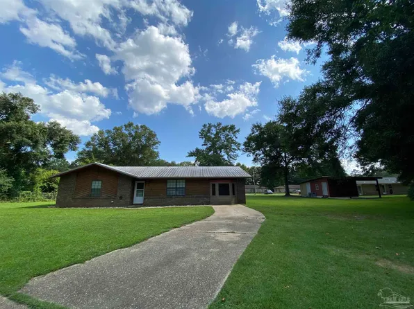 6461 Charleston Ct, Milton, FL 32570