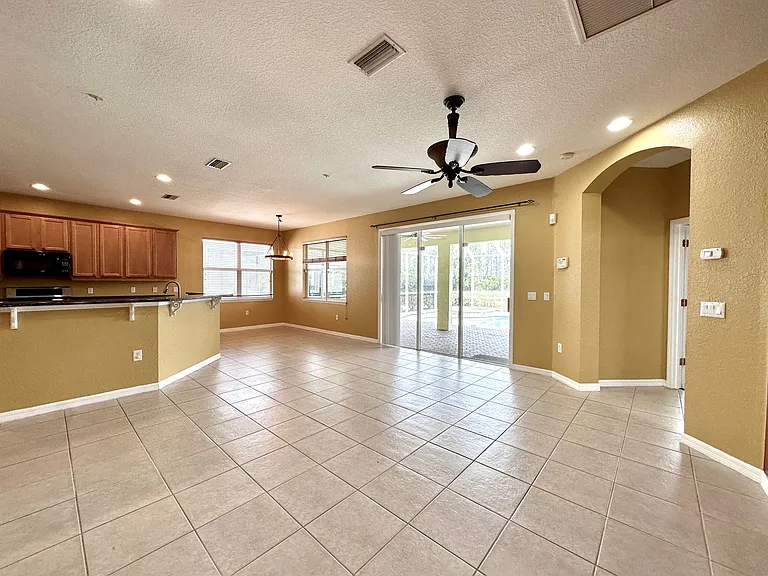 1799 Scarlett Ave — Photo 20