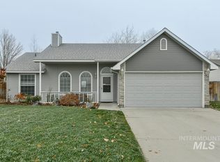 2423 S Stonehedge Dr, Nampa, ID 83686