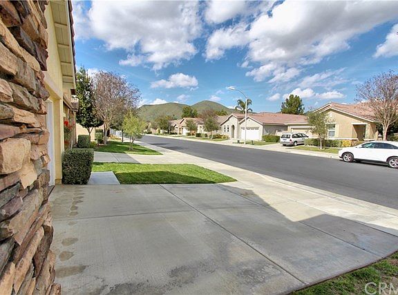 5th image of 29533 Warmsprings Dr